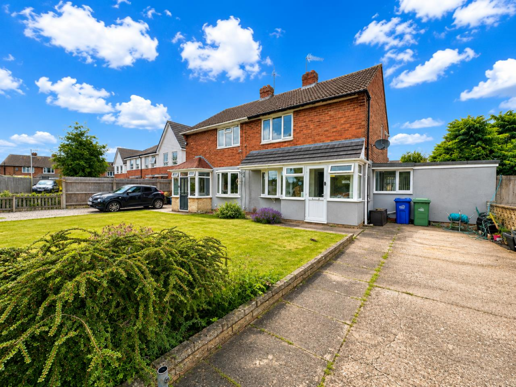 2 bed Detached for rent in Kingswinford. From Hunters - Stourbridge