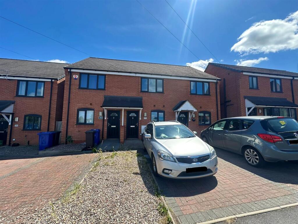2 bed Mid Terraced House for rent in Stourbridge. From Hunters - Stourbridge