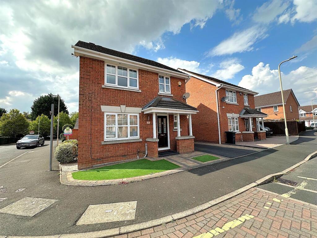 4 bed Detached for rent in Stourbridge. From Hunters - Stourbridge