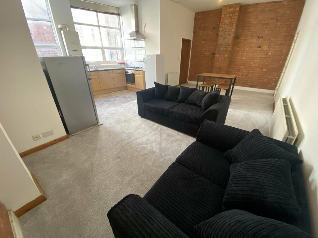 4 bed Flat for rent in Leicester. From Butlin Property Services