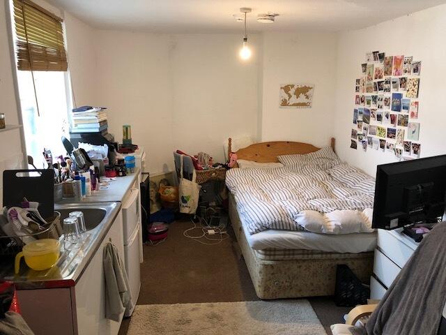 0 bed Studio for rent in Brighton and Hove. From Spark and Sons - Hove