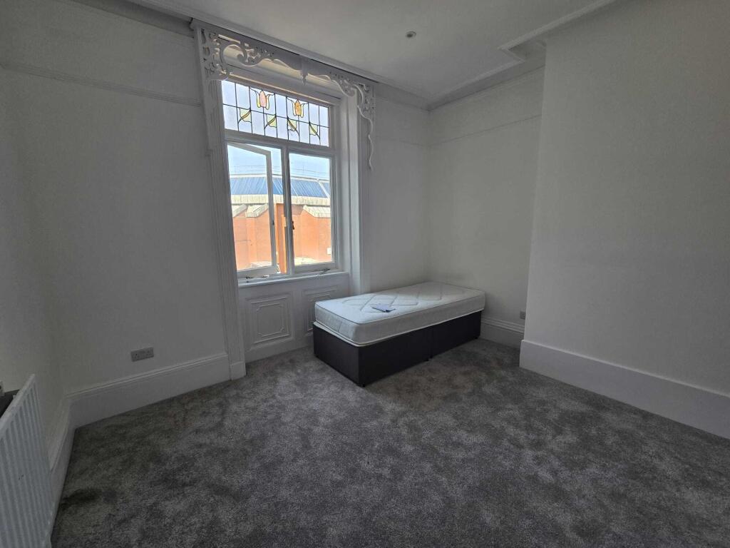 1 bed Flat Share for rent in Brighton and Hove. From Spark and Sons - Hove