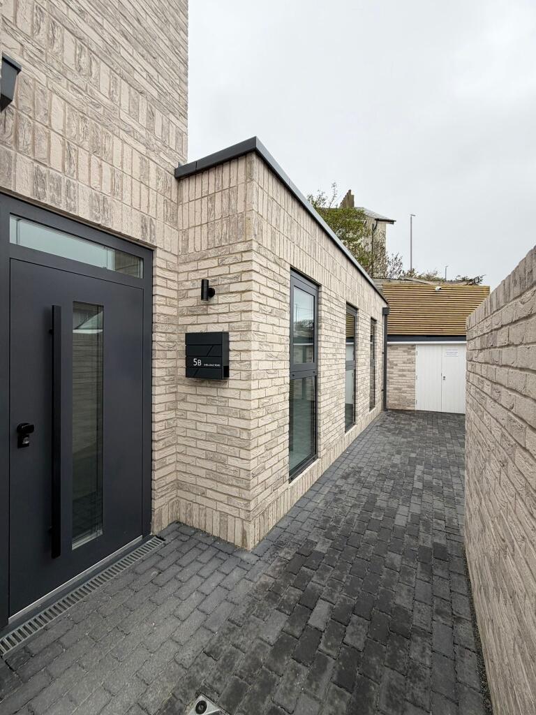 0 bed Studio for rent in Portslade-by-Sea. From Spark and Sons - Hove