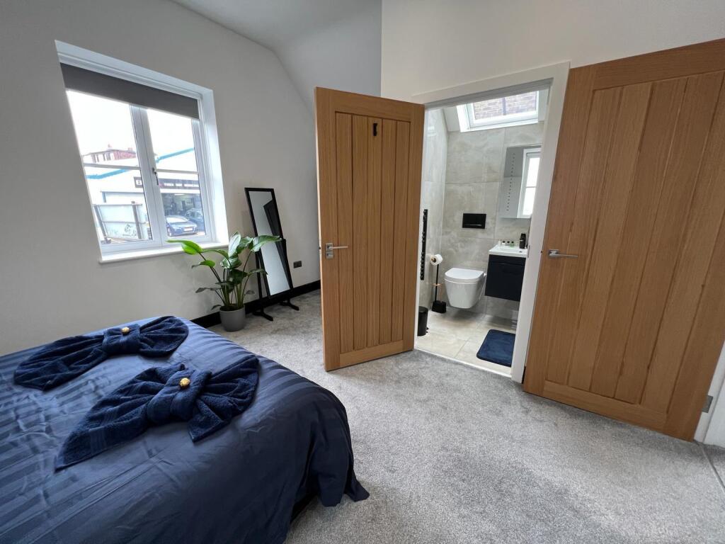 3 bed Detached for rent in Brighton and Hove. From Spark and Sons - Hove