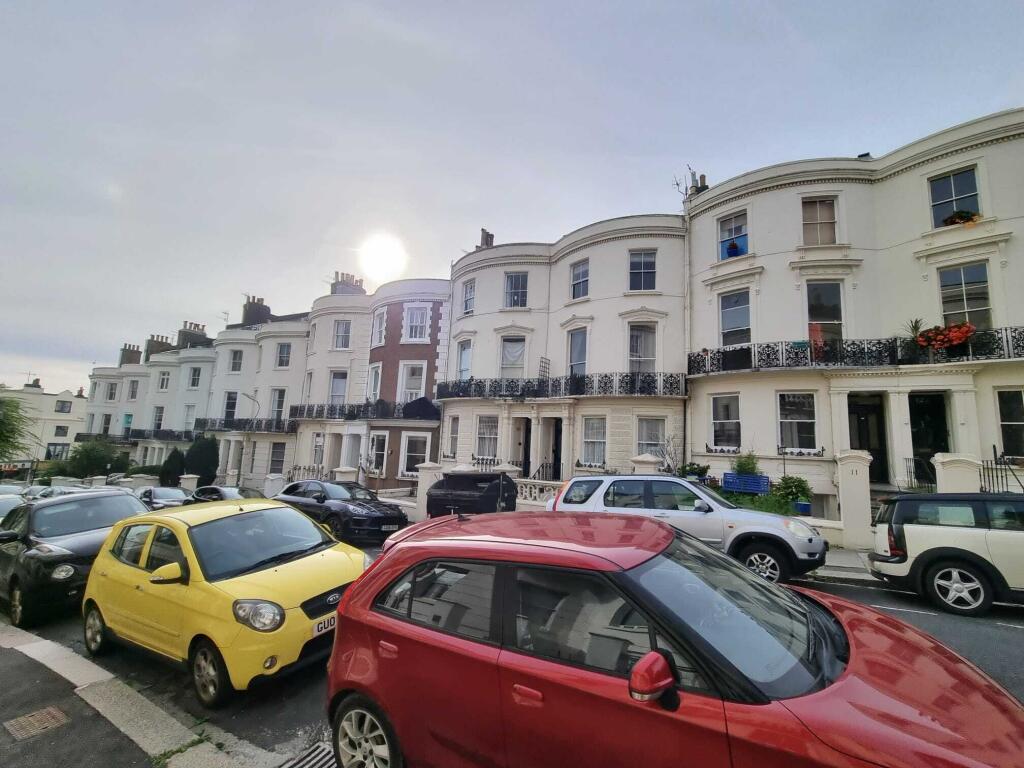 2 bed 1st Floor Flat for rent in Brighton and Hove. From Spark and Sons - Hove 2 bed 1st Floor Flat for rent in Brighton and Hove. From Spark and Sons - Hove