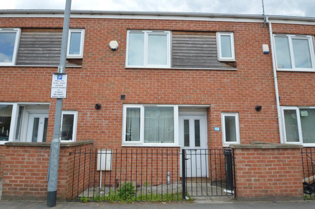 3 bed Detached for rent in Manchester. From George Adams (Estate Agents) Ltd - Manchester 3 bed Detached for rent in Manchester. From George Adams (Estate Agents) Ltd - Manchester