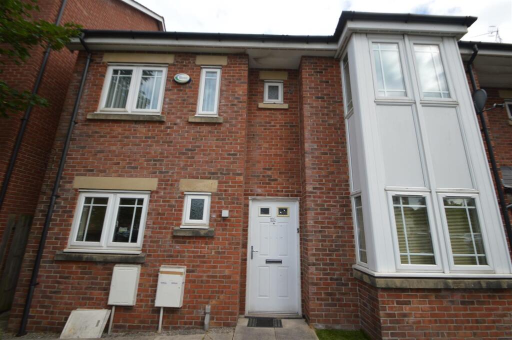 3 bed Detached for rent in Manchester. From George Adams (Estate Agents) Ltd - Manchester