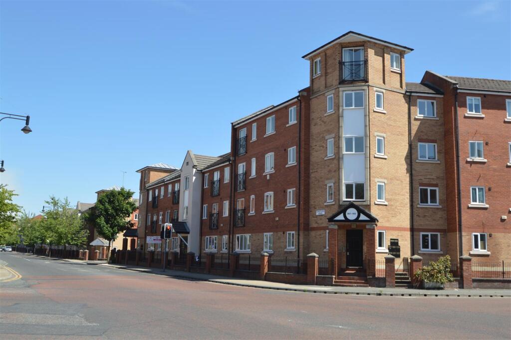 2 bed 1st Floor Flat for rent in Manchester. From George Adams (Estate Agents) Ltd - Manchester
