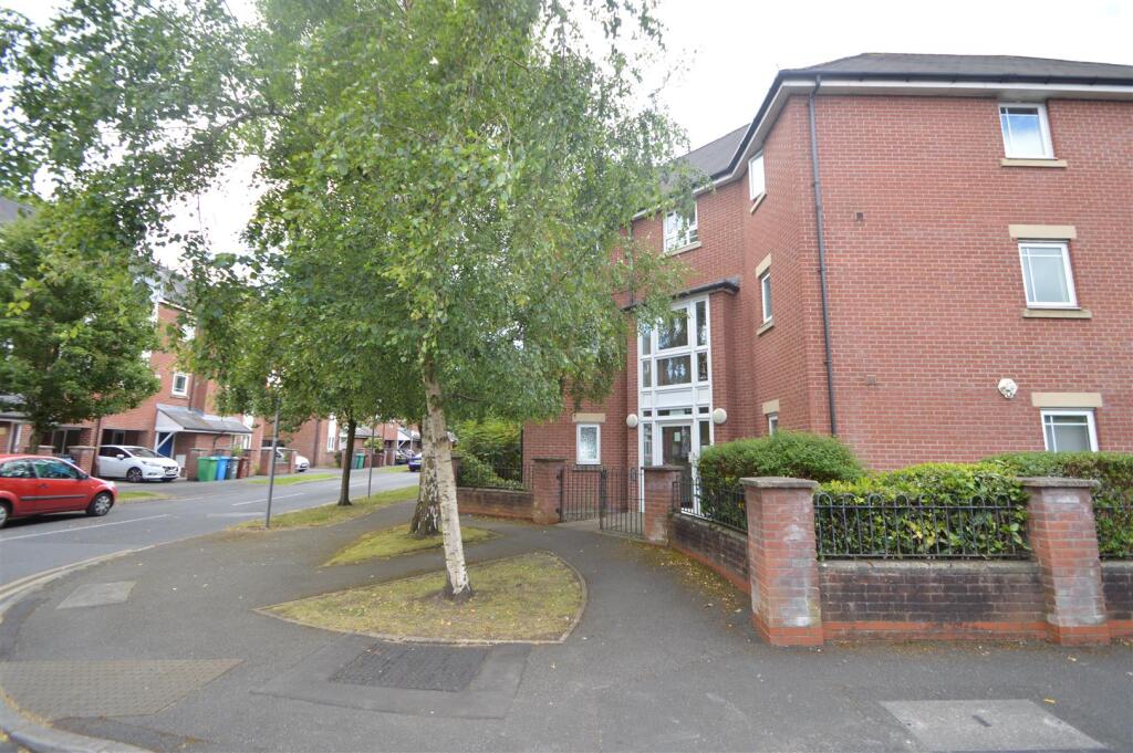 2 bed 1st Floor Flat for rent in Manchester. From George Adams (Estate Agents) Ltd - Manchester
