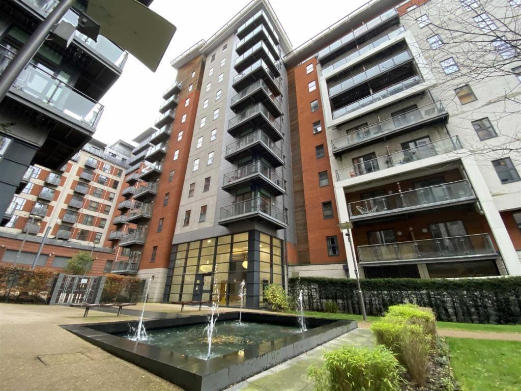 2 bed 1st Floor Flat for rent in Manchester. From George Adams (Estate Agents) Ltd - Manchester