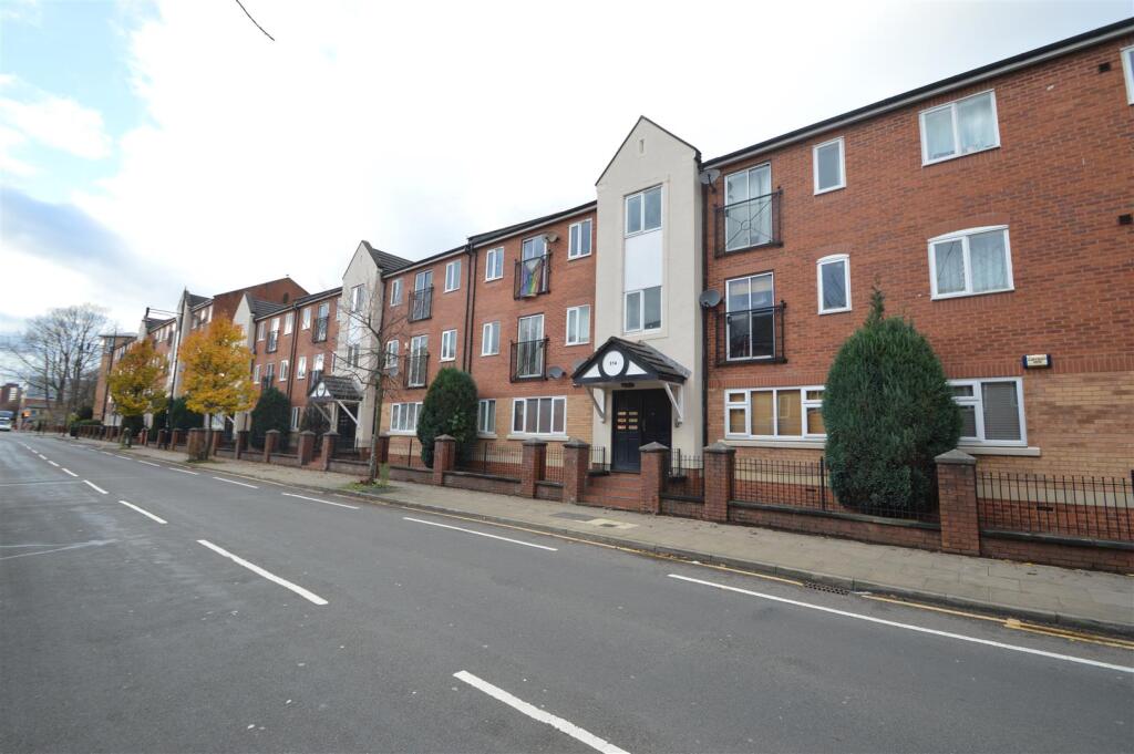 2 bed 1st Floor Flat for rent in Manchester. From George Adams (Estate Agents) Ltd - Manchester