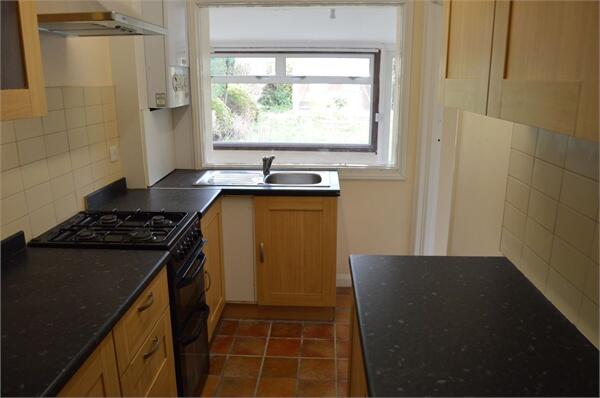 3 bed Semi-Detached House for rent in Erith. From Remax Select