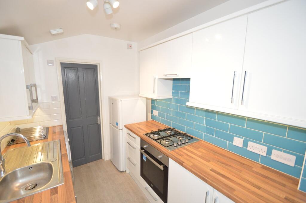2 bed Mid Terraced House for rent in London. From RE/MAX Select - Bexleyheath