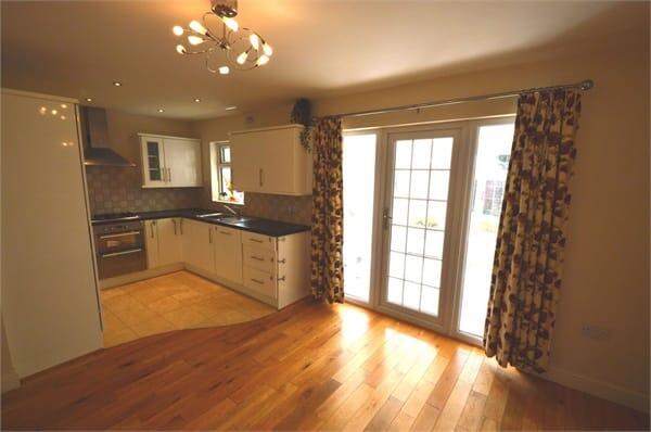 3 bed Semi Detached for rent in Bexley. From RE/MAX Select - Bexleyheath 3 bed Semi Detached for rent in Bexley. From RE/MAX Select - Bexleyheath