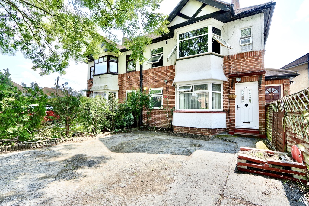 2 bed Maisonette for rent in Hayes. From Orchard Property Services - Uxbridge