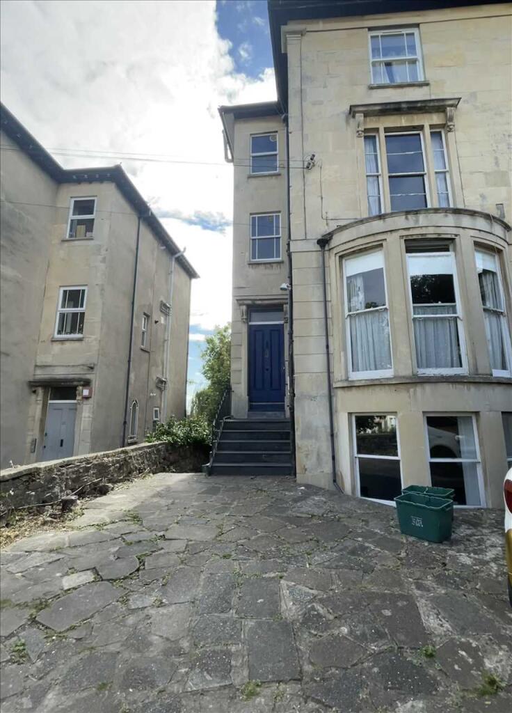 3 bed Apartment for rent in Bristol. From Flatline Letting and Property Management - Clifton 3 bed Apartment for rent in Bristol. From Flatline Letting and Property Management - Clifton