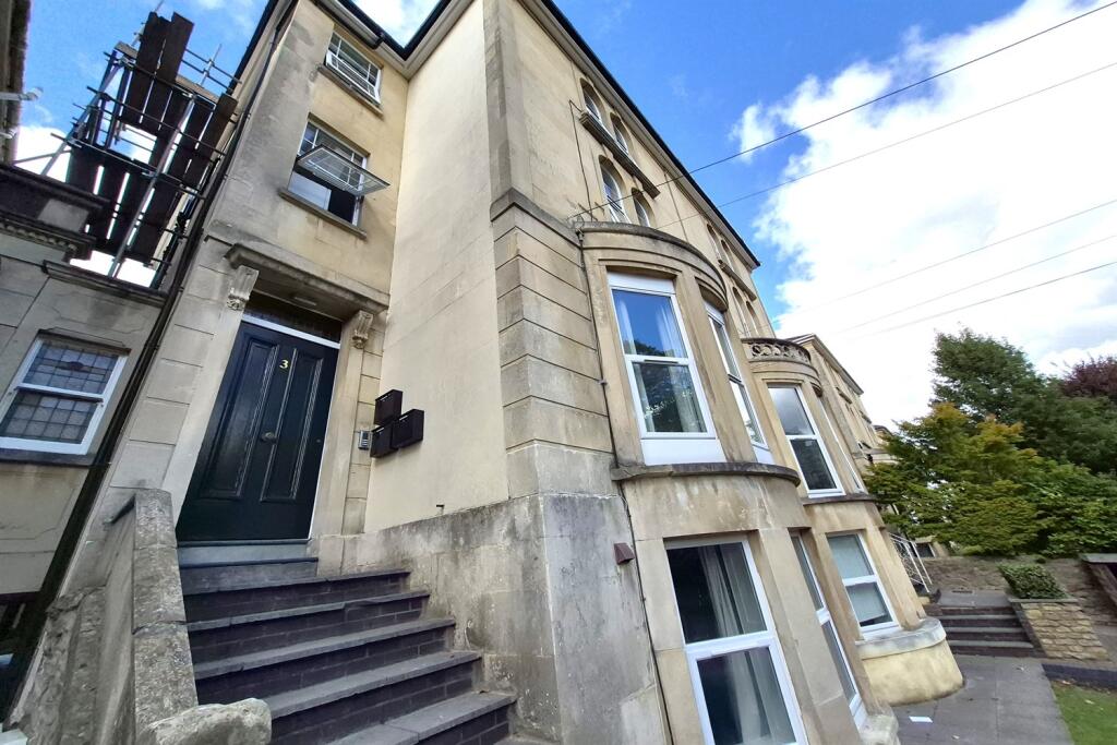 2 bed 1st Floor Flat for rent in Bristol. From Flatline Letting and Property Management - Clifton