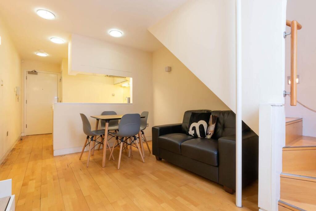 4 bed Apartment for rent in Birmingham. From FleetMilne - Birmingham 4 bed Apartment for rent in Birmingham. From FleetMilne - Birmingham