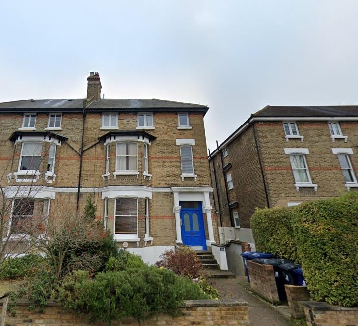 3 bed 1st Floor Flat for rent in Acton. From Andrews And Stacey Ltd - Shepherds Bush