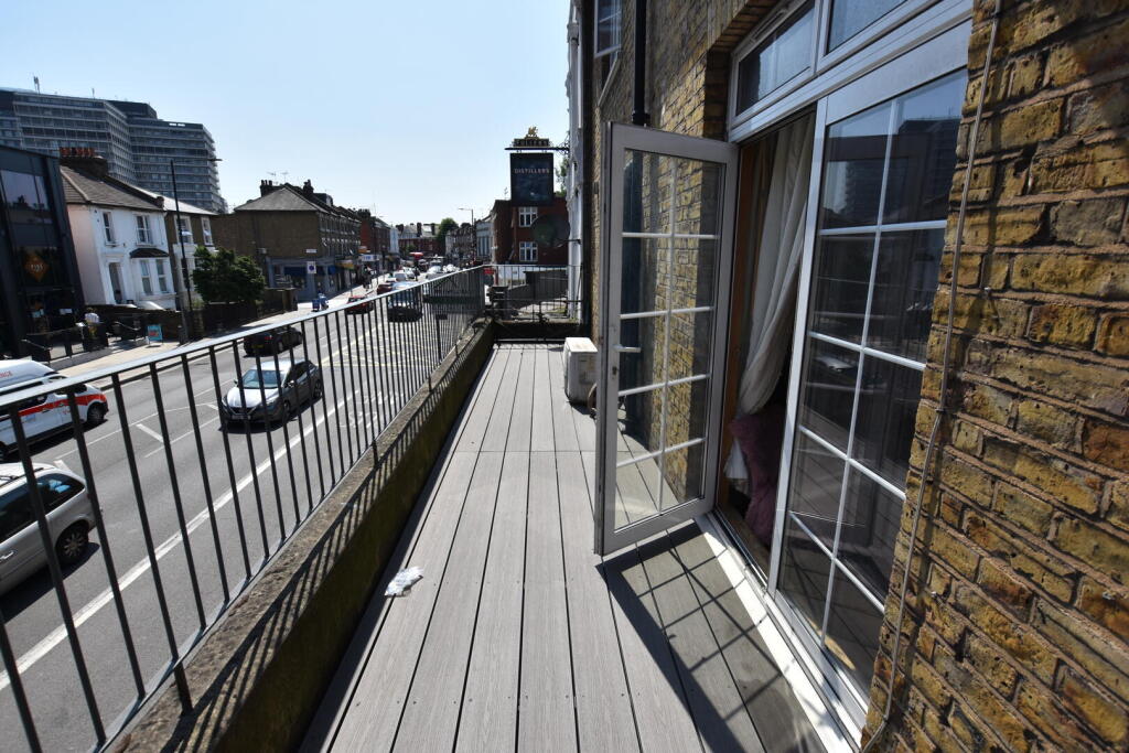 1 bed Detached for rent in Hammersmith. From Andrews And Stacey Ltd - Shepherds Bush