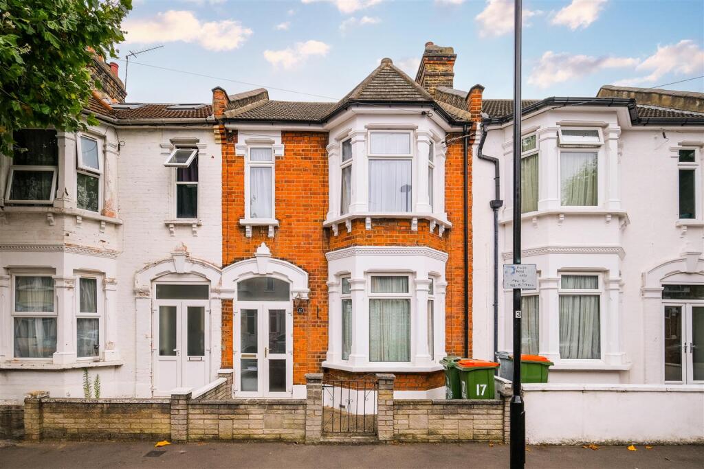 3 bed Mid Terraced House for rent in East Ham. From Churchill Estates - Wanstead