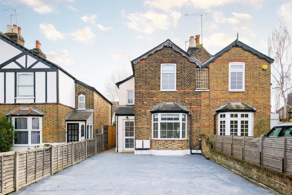 1 bed 1st Floor Flat for rent in Wanstead. From Churchill Estates - Wanstead 1 bed 1st Floor Flat for rent in Wanstead. From Churchill Estates - Wanstead