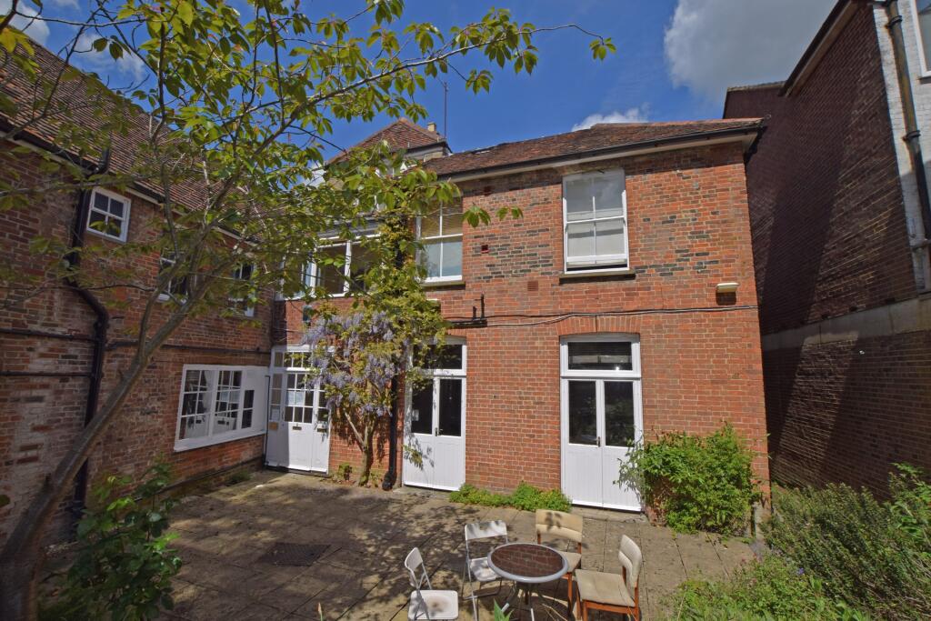 1 bed Apartment for rent in Alton. From Warren Powell-Richards - Alton