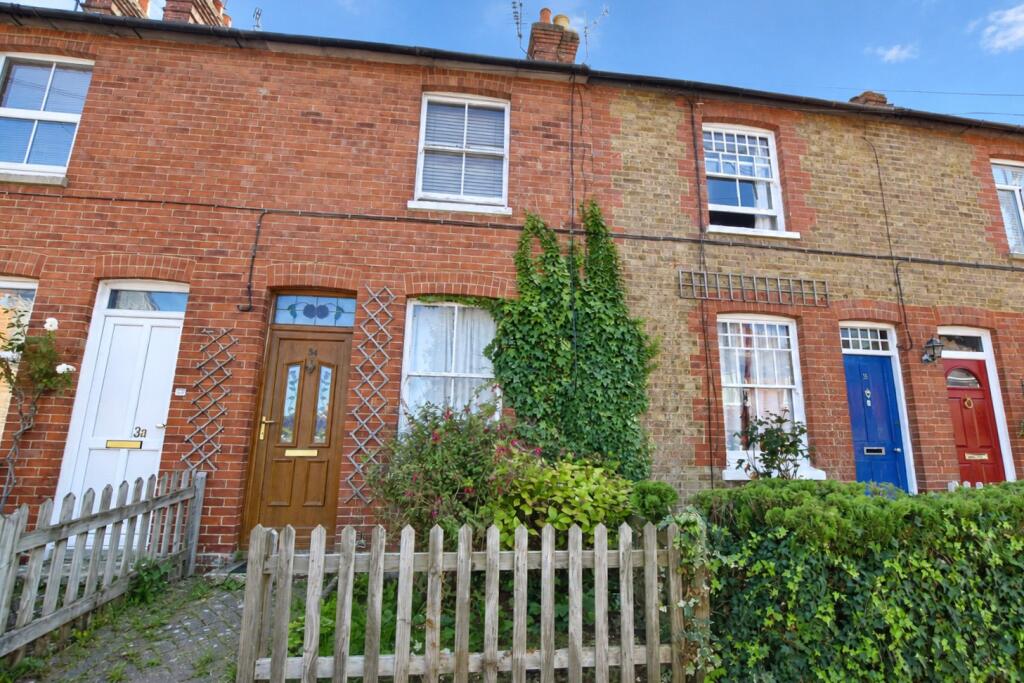 2 bed Mid Terraced House for rent in Alton. From Warren Powell-Richards - Alton 2 bed Mid Terraced House for rent in Alton. From Warren Powell-Richards - Alton