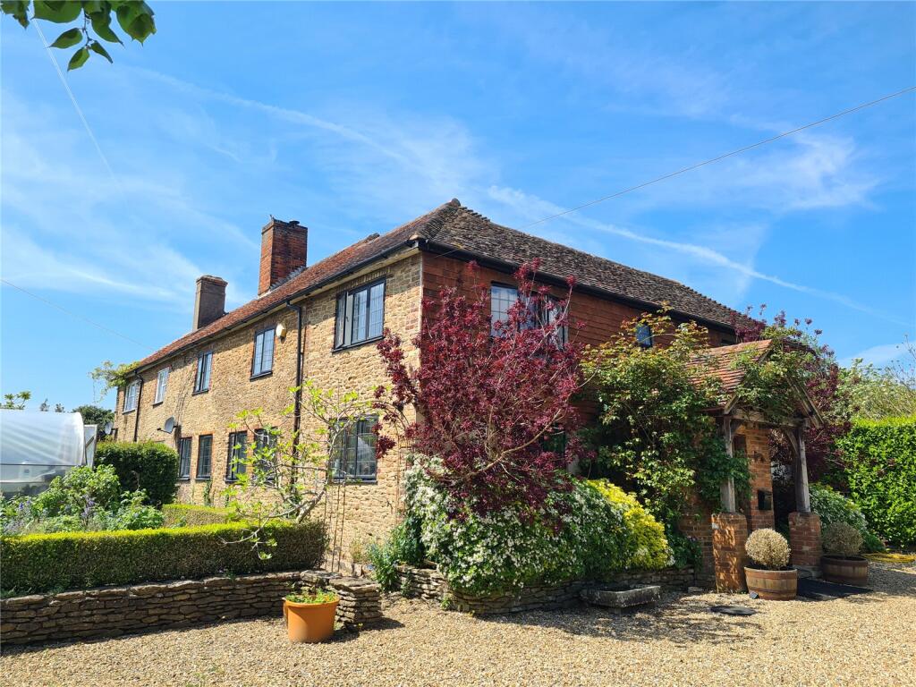 4 bed Detached for rent in Hurtmore. From Warren Powell-Richards - Godalming