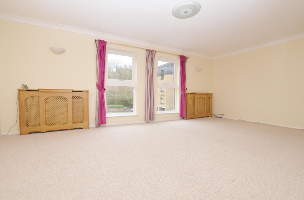 2 bed Apartment for rent in Godalming. From Warren Powell-Richards - Godalming 2 bed Apartment for rent in Godalming. From Warren Powell-Richards - Godalming