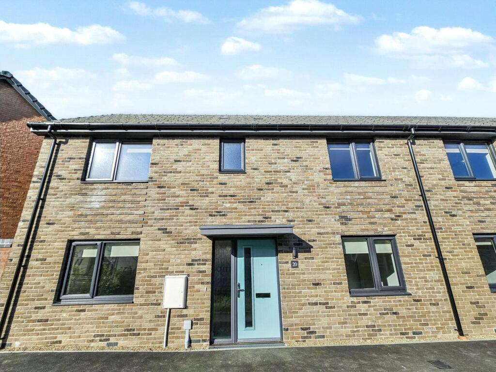 2 bed End of Terrace for rent in . From Warren Powell-Richards - Grayshott