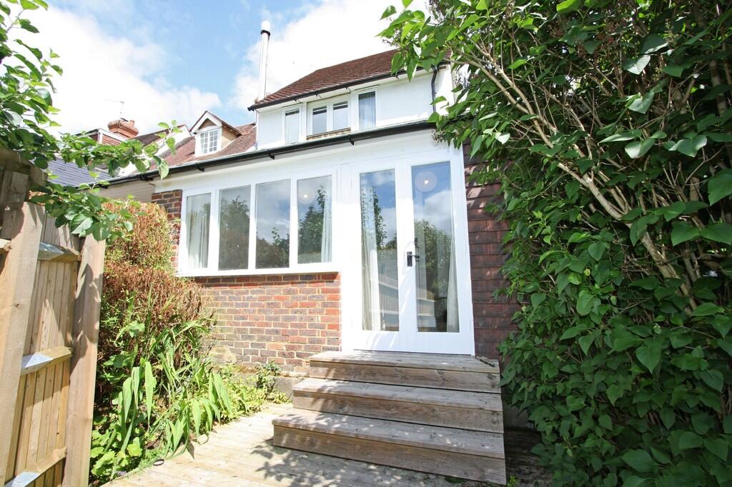 1 bed 1st Floor Flat for rent in Hartley. From Peter Buswell - Hawkhurst