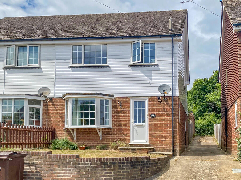 3 bed Semi Detached for rent in Etchingham. From Peter Buswell - Hawkhurst