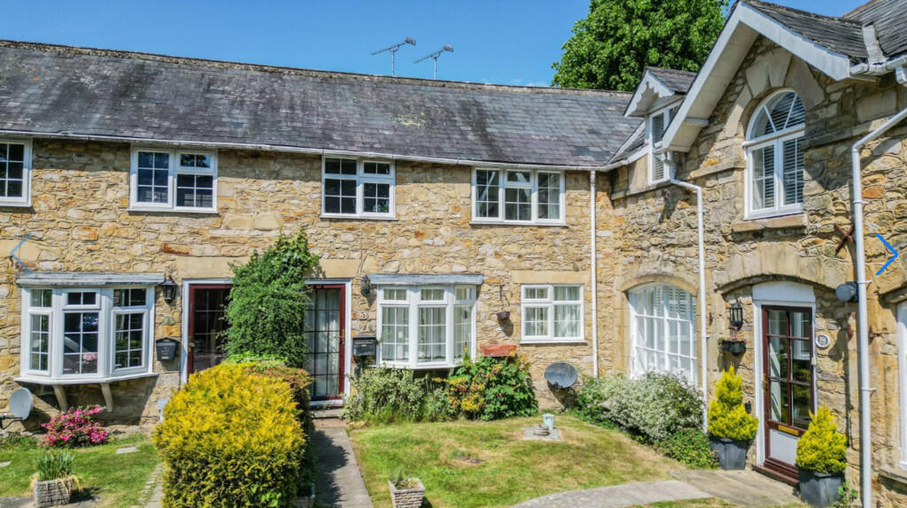 2 bed Mid Terraced House for rent in Hawkhurst. From Peter Buswell - Hawkhurst