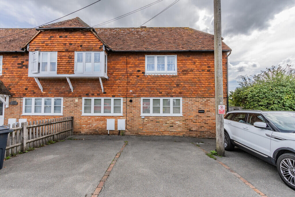 3 bed Semi Detached for rent in Staplecross. From Peter Buswell - Hawkhurst