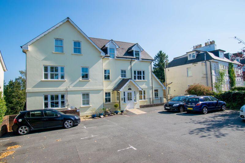 1 bed 1st Floor Flat for rent in Uckfield. From Peter Oliver Homes - Uckfield