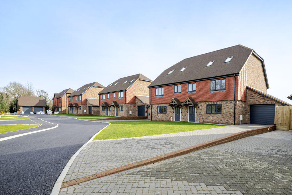 4 bed Semi Detached for rent in Uckfield. From Peter Oliver Homes - Uckfield