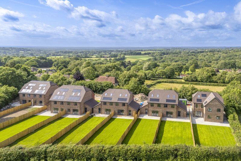 4 bed Semi Detached for rent in Uckfield. From Peter Oliver Homes - Uckfield