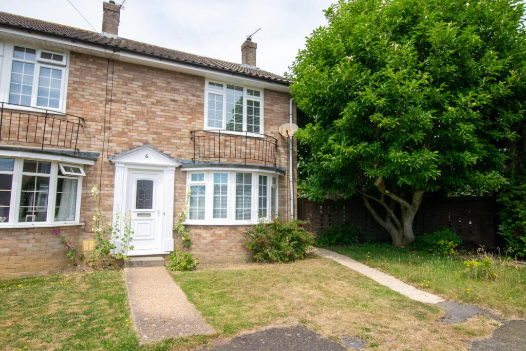 2 bed End of Terrace for rent in Uckfield. From Peter Oliver Homes - Uckfield