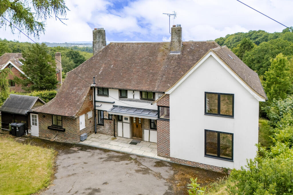 5 bed Detached for rent in Hadlow Down. From Peter Oliver Homes - Uckfield 5 bed Detached for rent in Hadlow Down. From Peter Oliver Homes - Uckfield