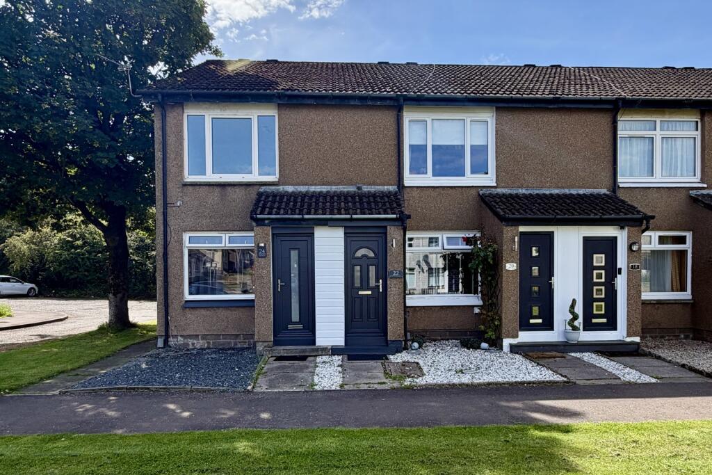 1 bed Apartment for rent in Newarthill. From Property Angels International - Bothwell