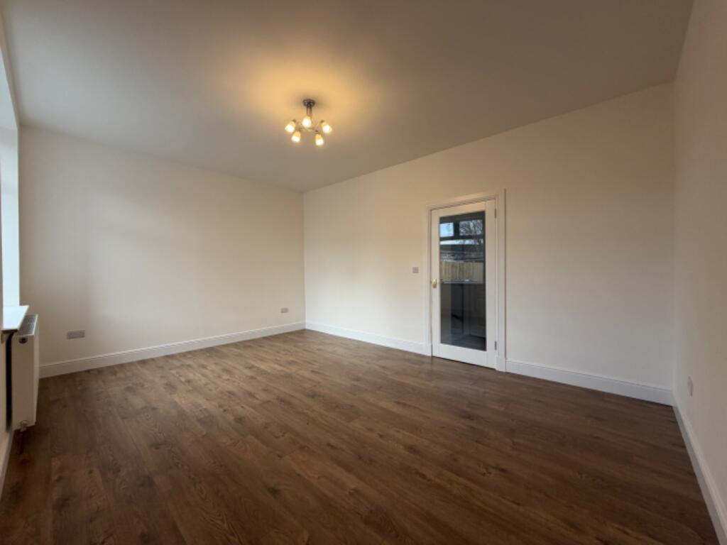 1 bed Apartment for rent in Holytown. From Property Angels International - Bothwell 1 bed Apartment for rent in Holytown. From Property Angels International - Bothwell