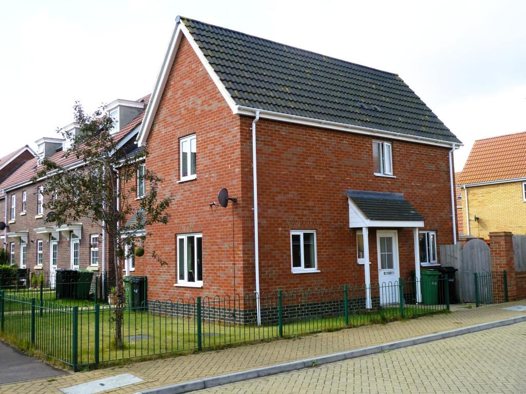 2 bed End of Terrace for rent in Harleston. From Parson Estate Agents - Diss 2 bed End of Terrace for rent in Harleston. From Parson Estate Agents - Diss