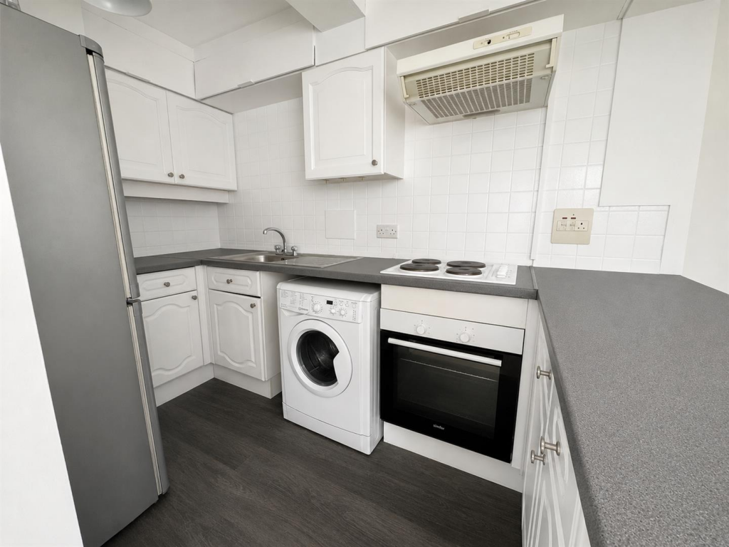1 bed Annexe for rent in Bexley. From Parris Residential