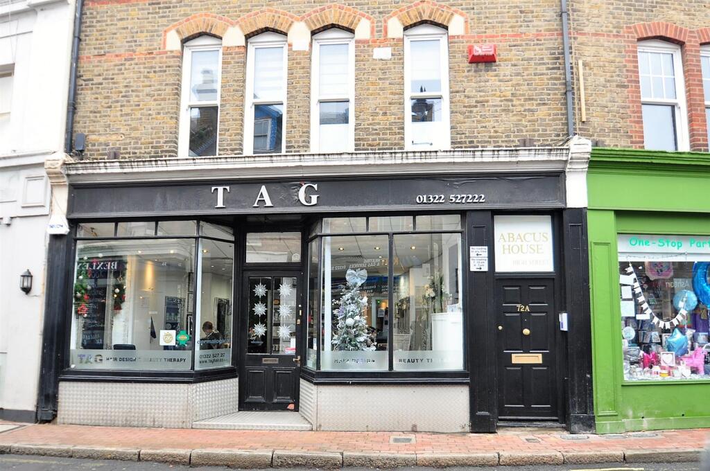 4 bed 1st Floor Flat for rent in Bexley. From Parris Residential 4 bed 1st Floor Flat for rent in Bexley. From Parris Residential