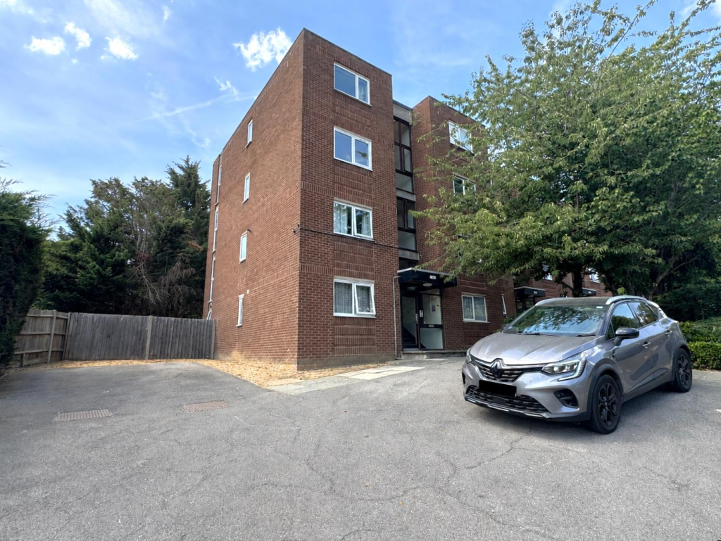 1 bed 1st Floor Flat for rent in Bexley. From Parris Residential 1 bed 1st Floor Flat for rent in Bexley. From Parris Residential