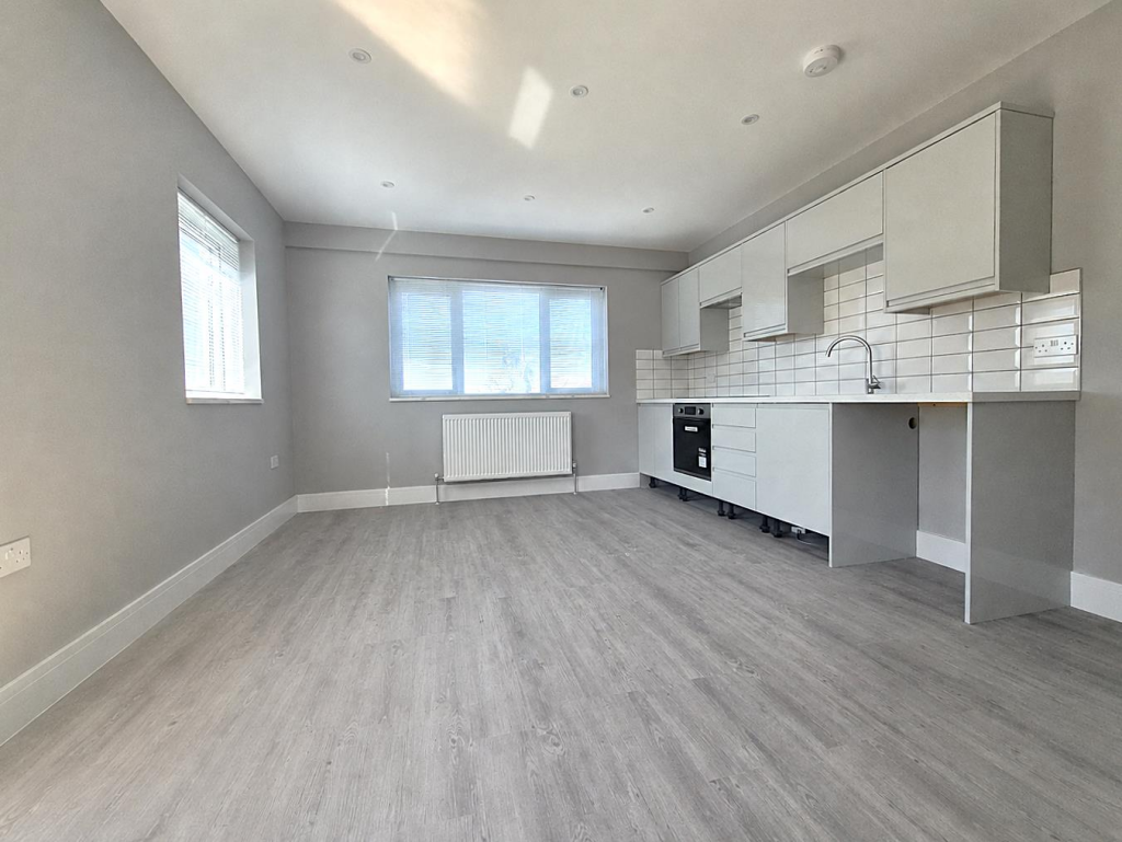 1 bed 1st Floor Flat for rent in Erith. From Parris Residential 1 bed 1st Floor Flat for rent in Erith. From Parris Residential
