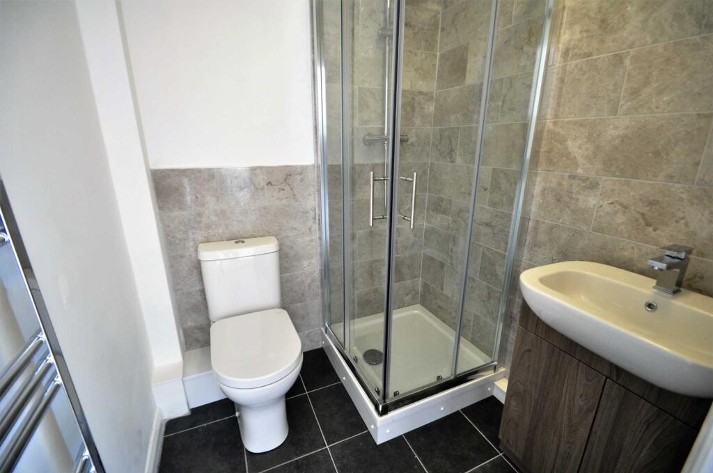 2 bed Annexe for rent in Sidcup. From Parris Residential