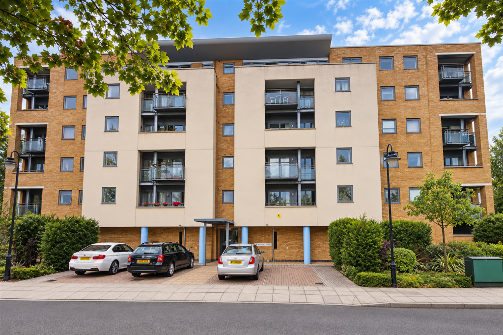 2 bed 1st Floor Flat for rent in Poplar. From Oppida - Surrey Quays - Lettings