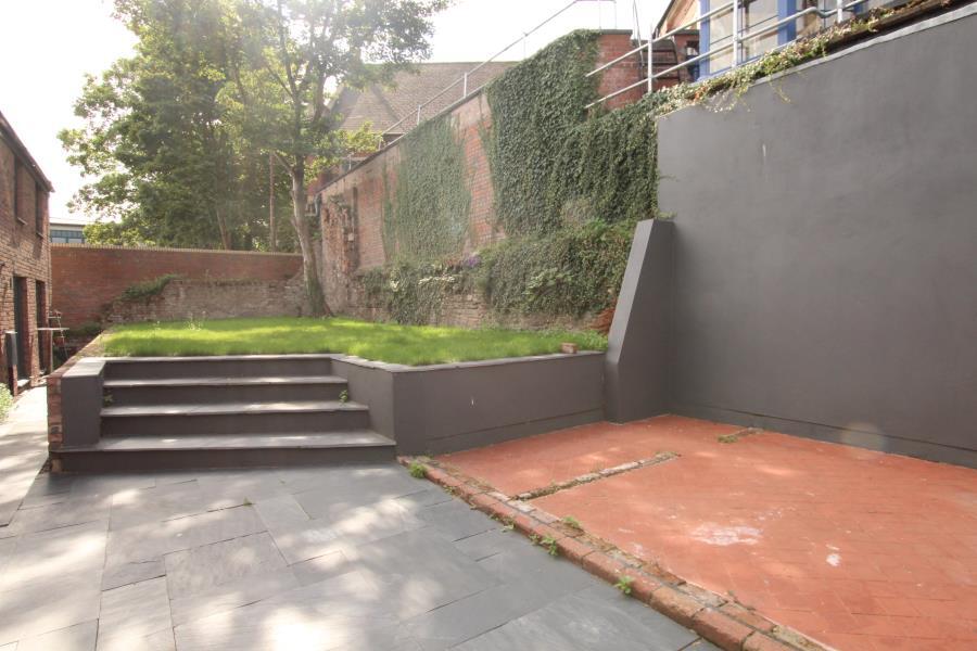 1 bed 1st Floor Flat for rent in Crofts End. From Ocean - Bishopston